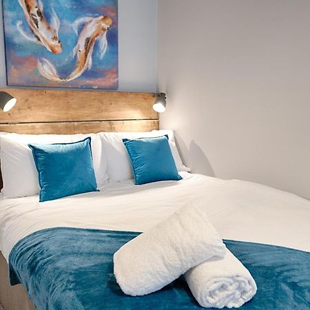 3 Rm Studio, Open-Plan Living, Dining, & Kitchen Llanelli Luaran gambar