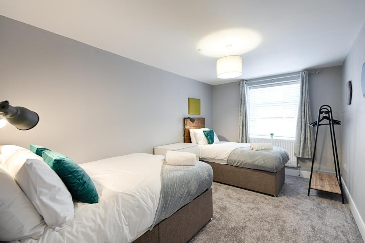 3 Rm Studio, Open-Plan Living, Dining, & Kitchen Llanelli Luaran gambar