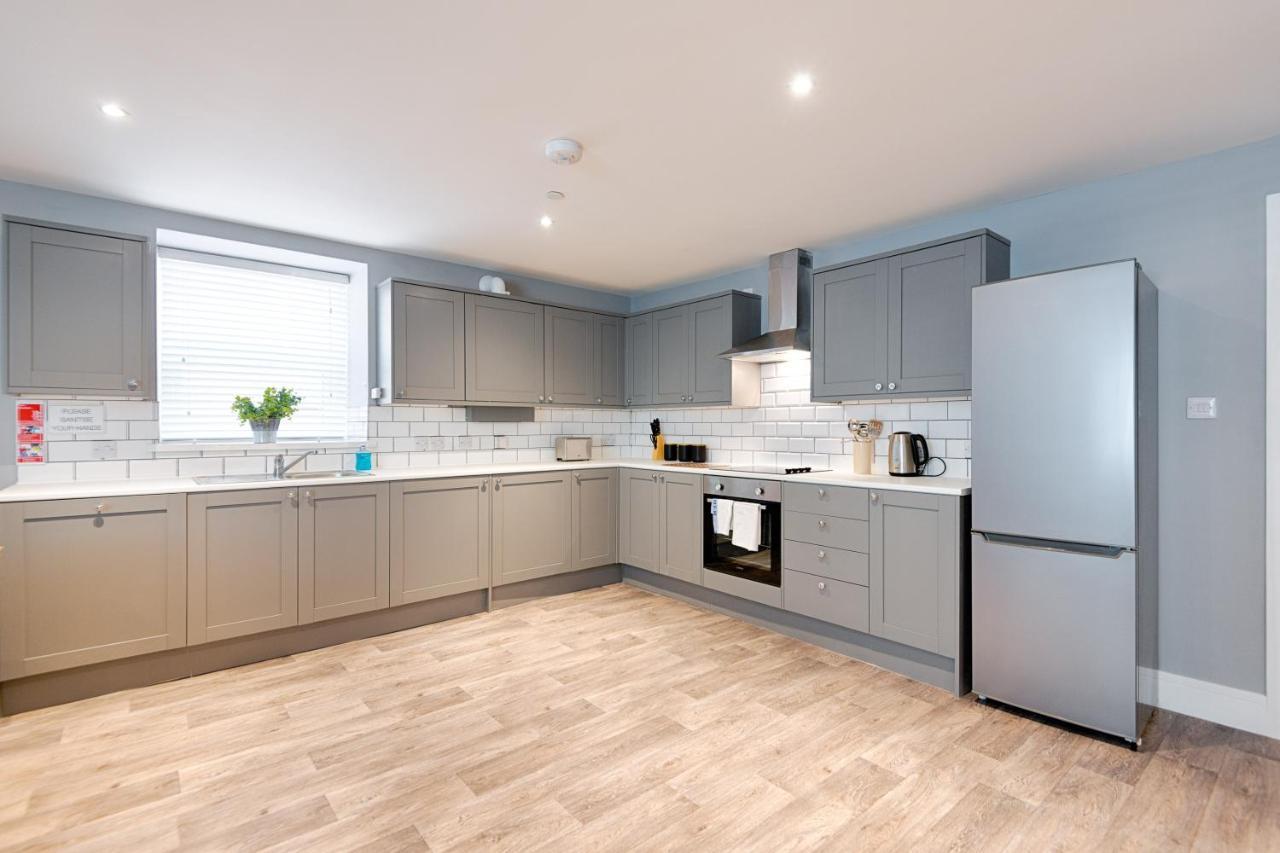 3 Rm Studio, Open-Plan Living, Dining, & Kitchen Llanelli Luaran gambar