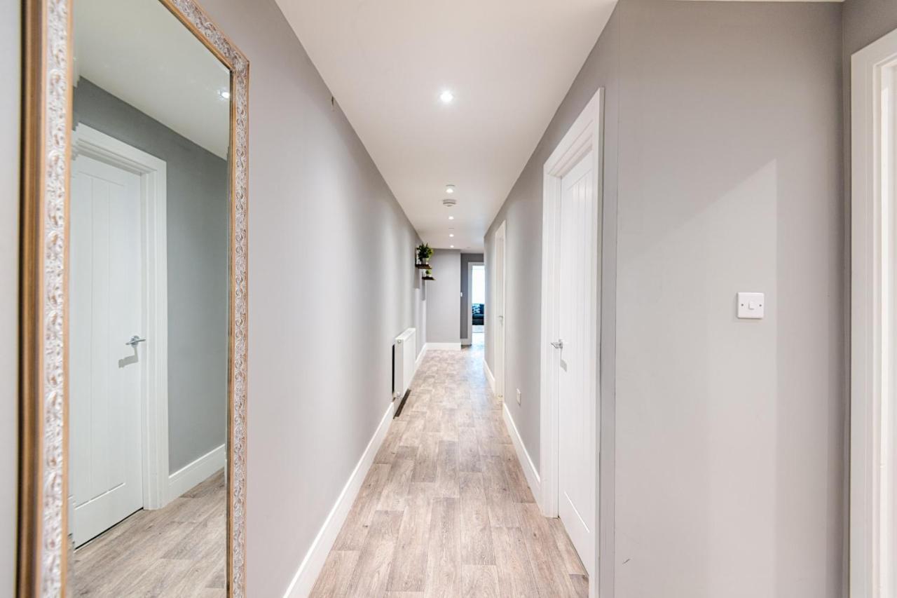 3 Rm Studio, Open-Plan Living, Dining, & Kitchen Llanelli Luaran gambar