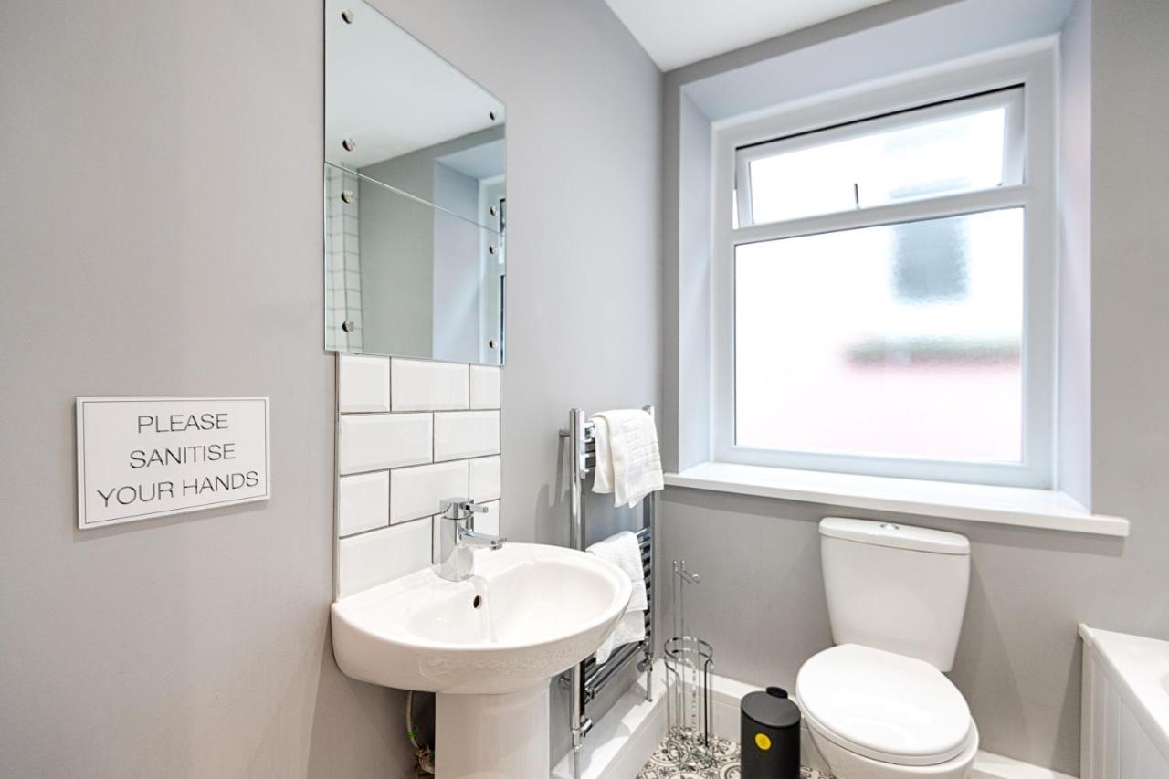 3 Rm Studio, Open-Plan Living, Dining, & Kitchen Llanelli Luaran gambar